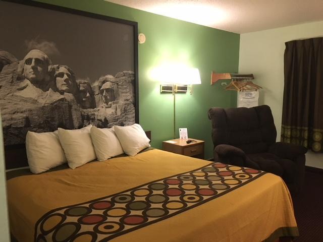 Super 8 By Wyndham Airport I90 Otel Sioux Falls Dış mekan fotoğraf