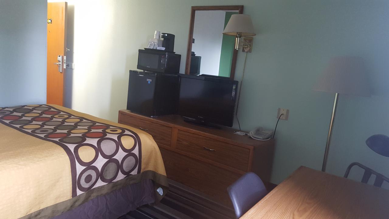 Super 8 By Wyndham Airport I90 Otel Sioux Falls Dış mekan fotoğraf